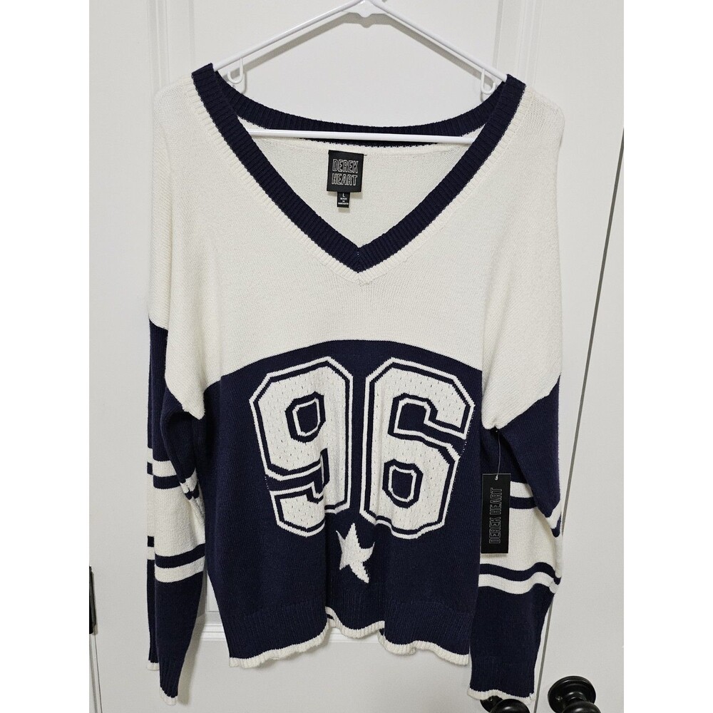 Derek Heart Women's Varsity Style V-Neck Sweater Navy Blue Size Large New w/ Tag